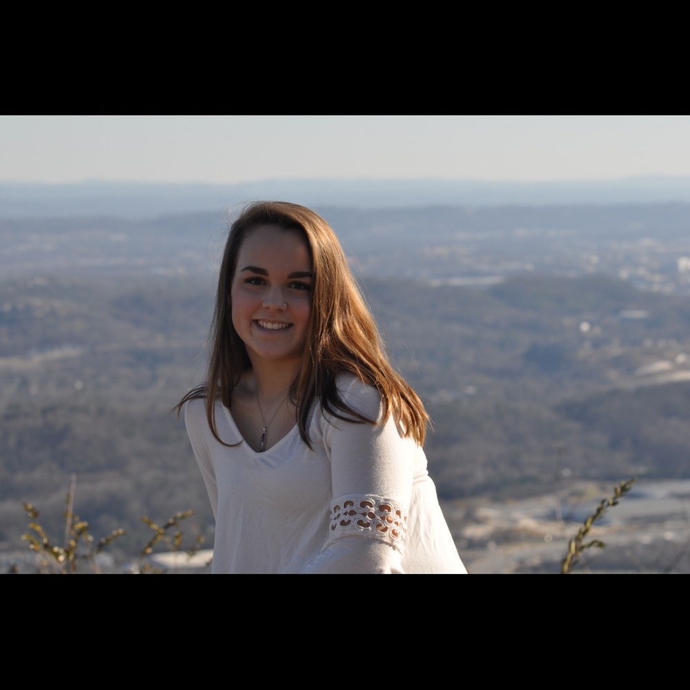Meet your Posher, Caroline